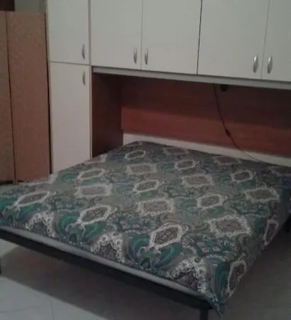Indipendente Apartment *
